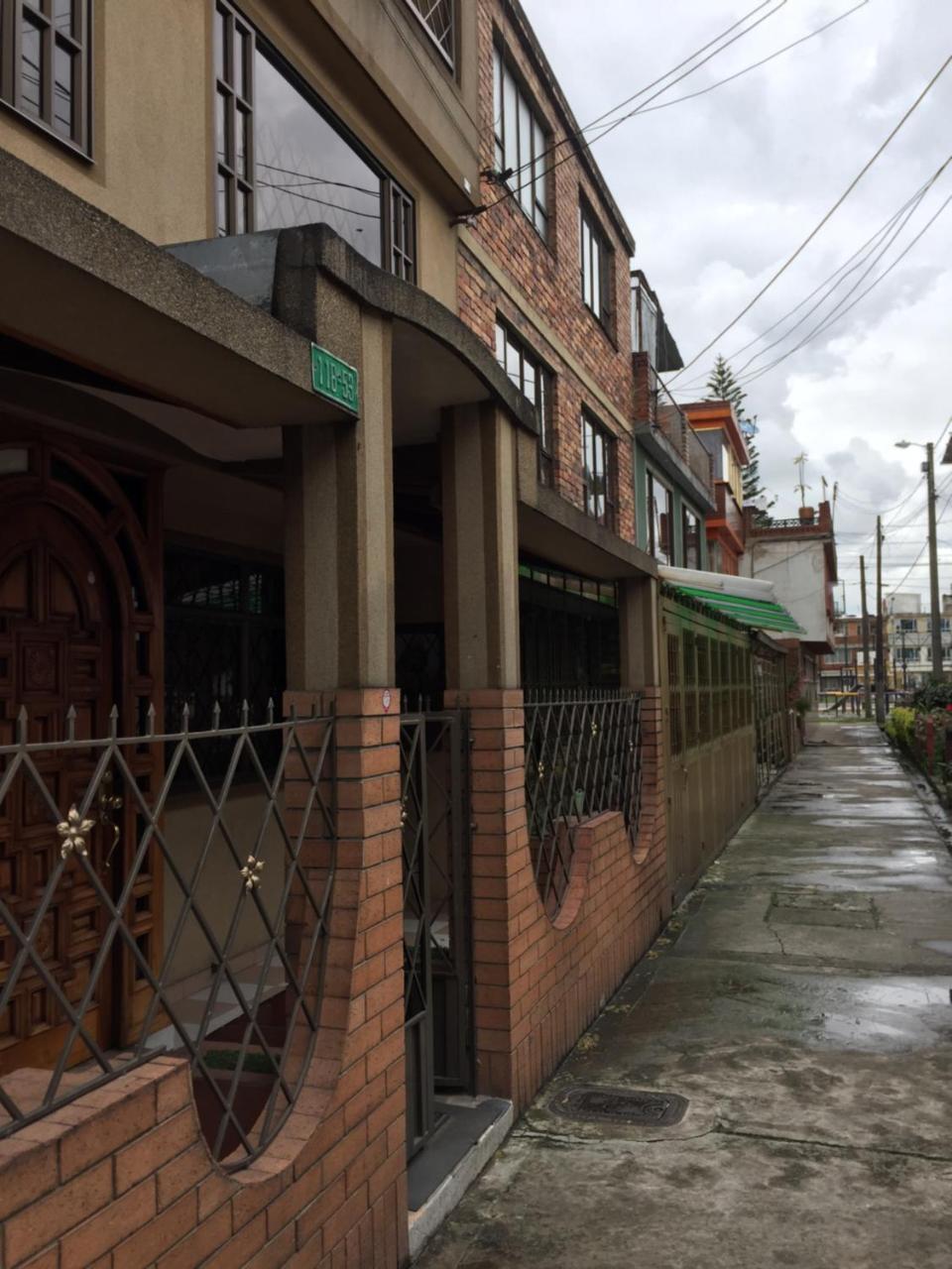Casa Familiar Apartamento Bogotá Exterior foto